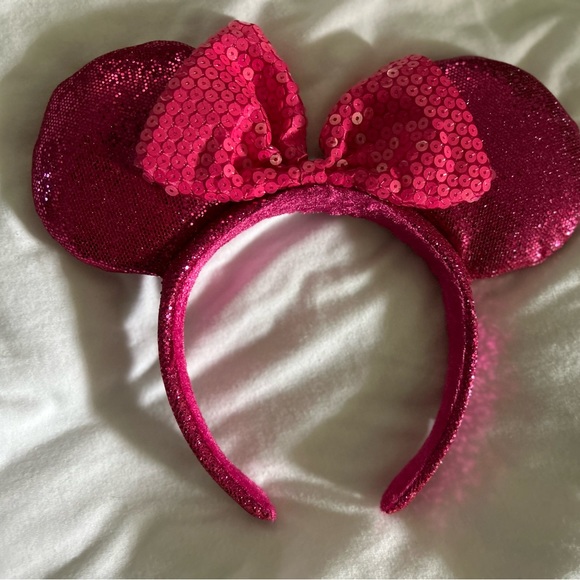 Sparkly Hot Pink Minnie Mouse Ears - Picture 1 of 2
